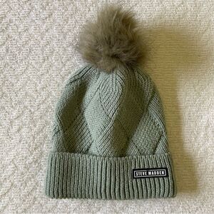 Steve Madden Beanie